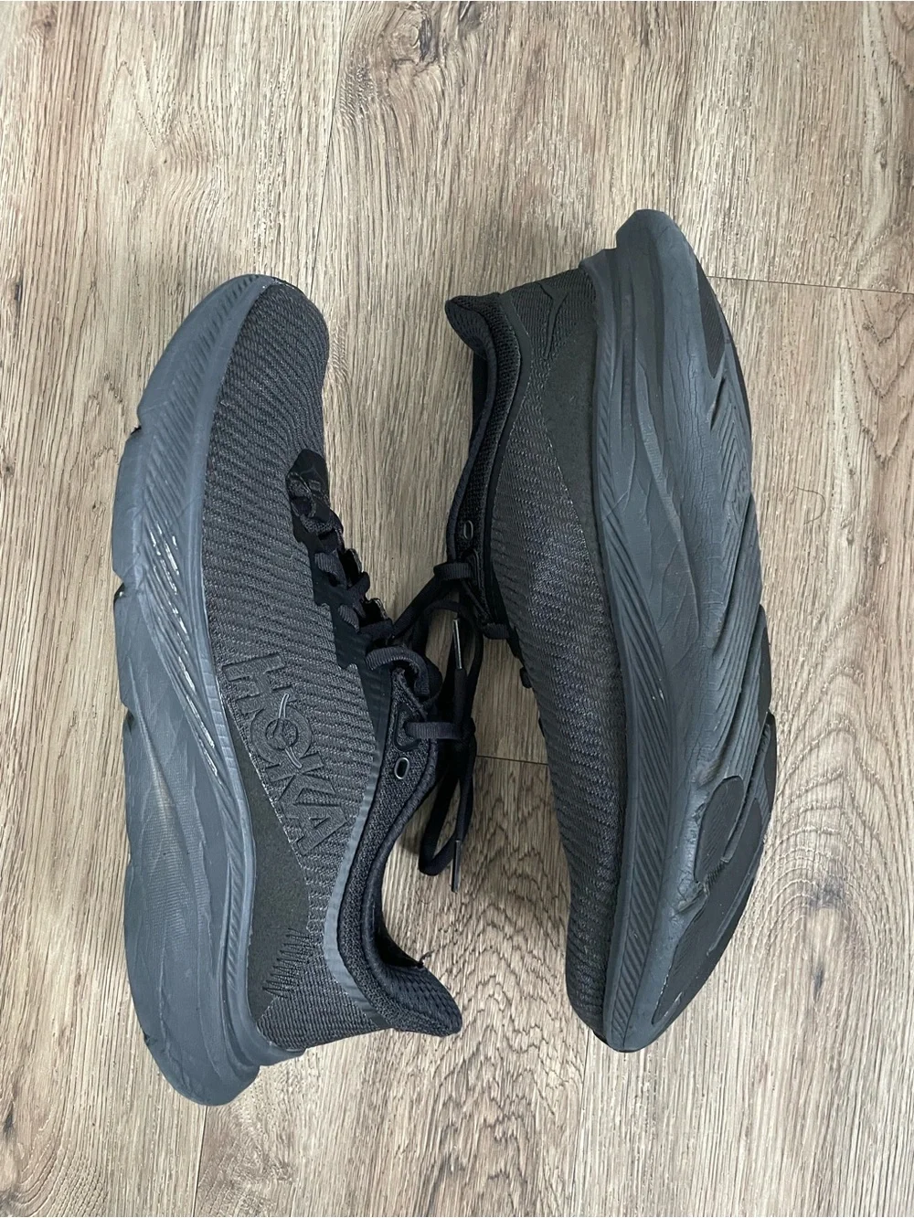 Men Size 9.5 Hoka One One Solimar Black Gum Running Shoes